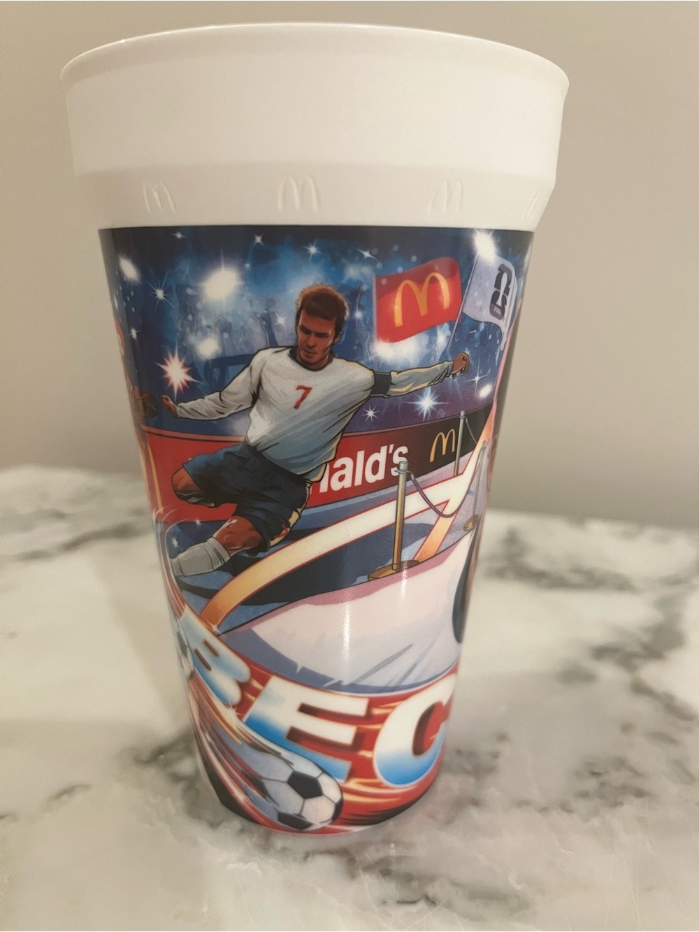 McDonald's FIFA World Cup reusable cups: David Beckham or Christian Pulisic ⚽️ - Picture 3 of 7